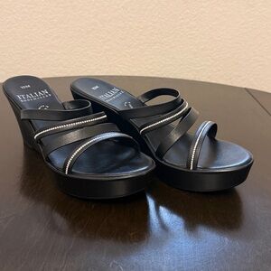 Italian Shoemakers Black Strappy Sandals